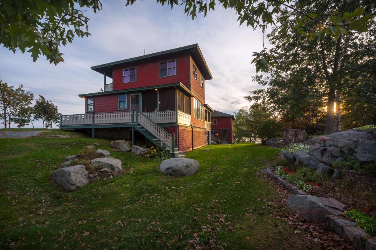 Whiskey River Cottages Formerly Seaway Slips Clayton Bagian luar foto