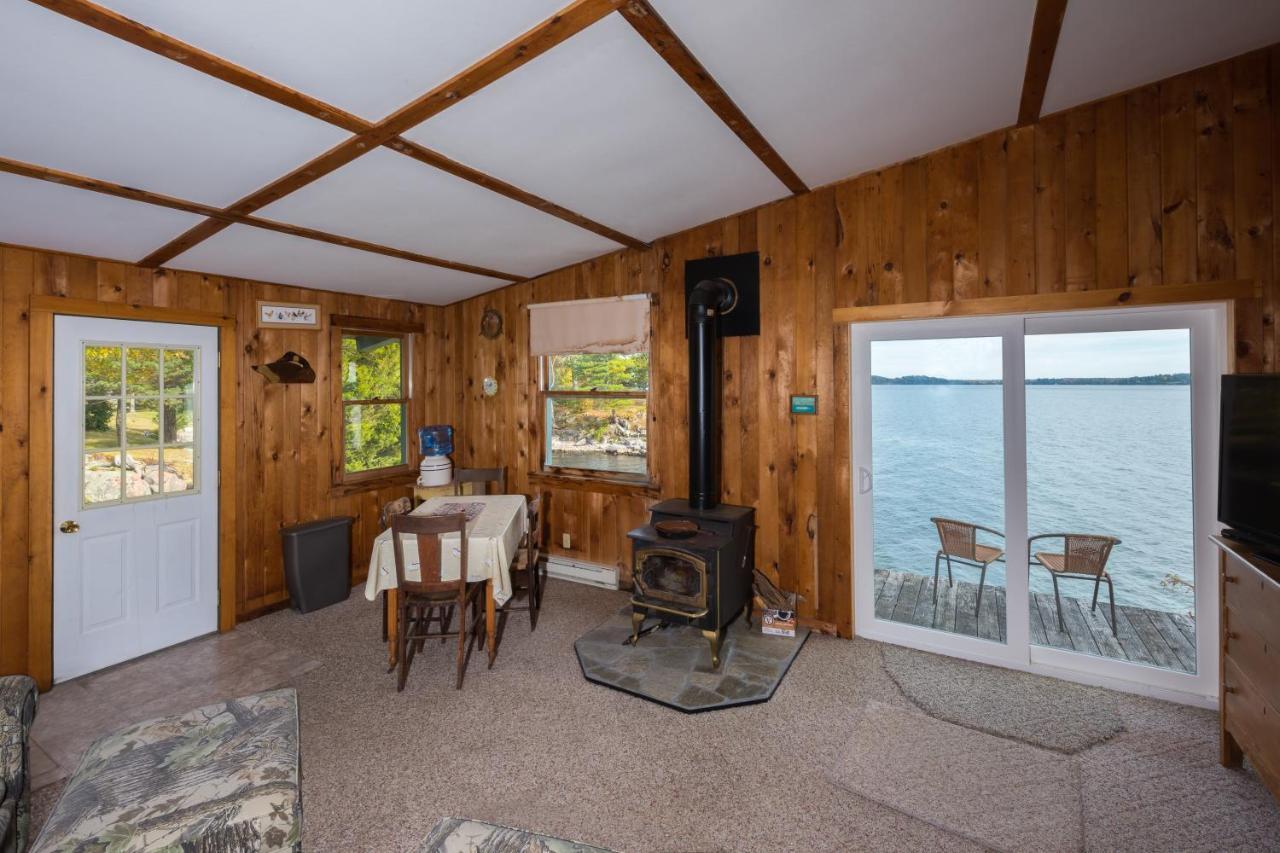 Whiskey River Cottages Formerly Seaway Slips Clayton Bagian luar foto