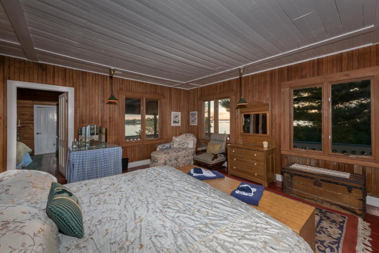 Whiskey River Cottages Formerly Seaway Slips Clayton Bagian luar foto