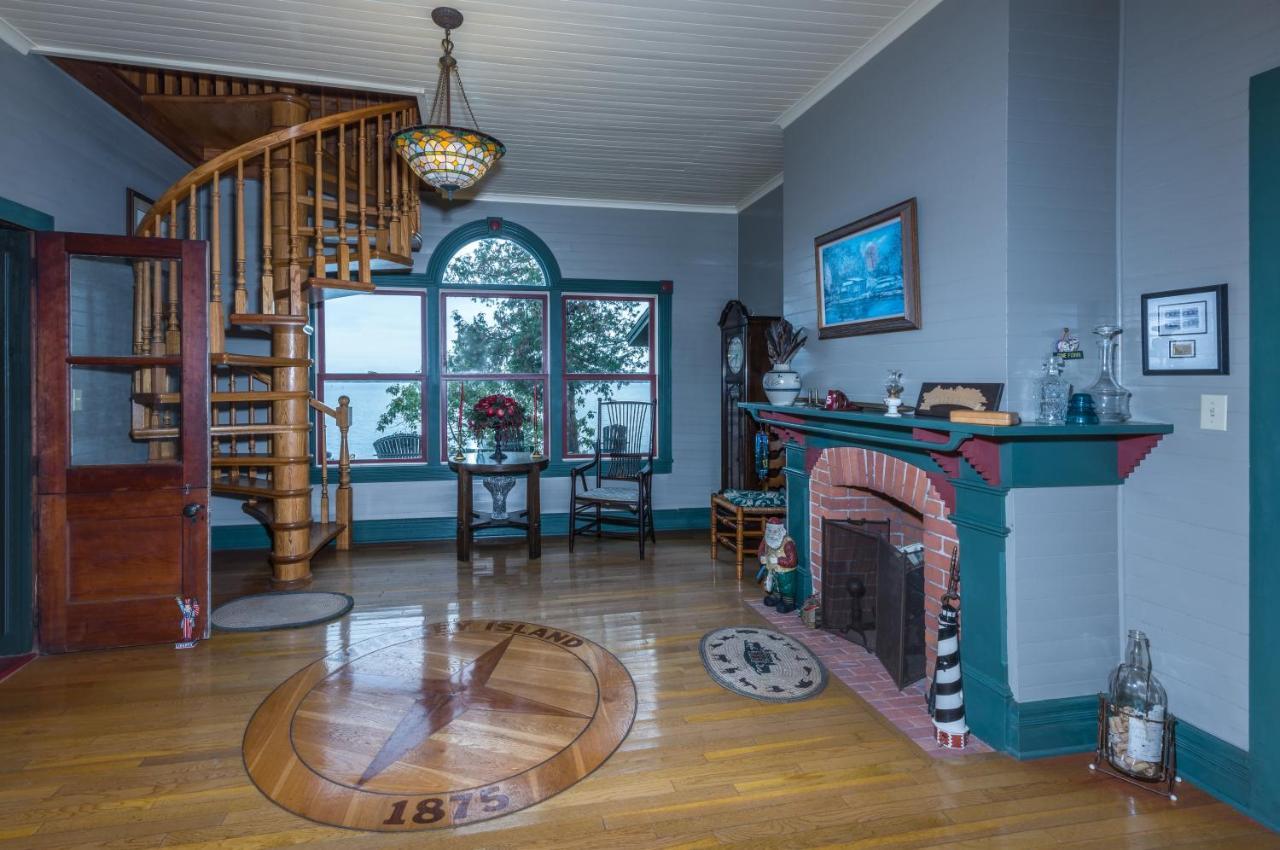 Whiskey River Cottages Formerly Seaway Slips Clayton Bagian luar foto