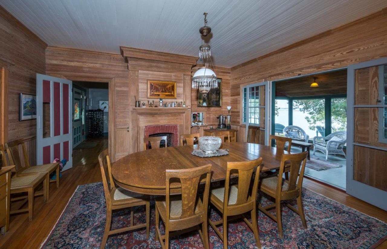 Whiskey River Cottages Formerly Seaway Slips Clayton Bagian luar foto